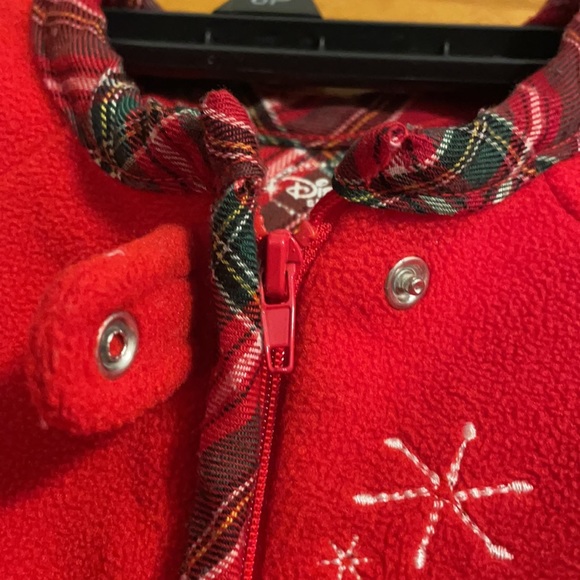 🎉 3 for $30🎉 Disney Store Mickey & Minnie baby onesie pajamas (OLCC) - Picture 3 of 5